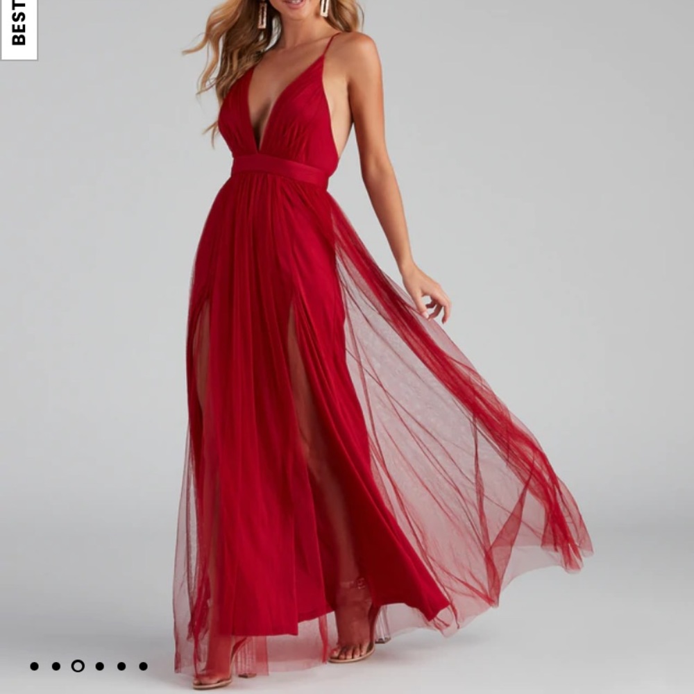 Windsor Elisabeth Pleated Tulle Formal Dress